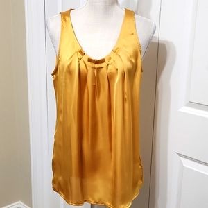 HAYLEY MATTHEWS YELLOW/GOLD SLEEVELESS TOP SZ L IN EXCELLENTLY CONDITION